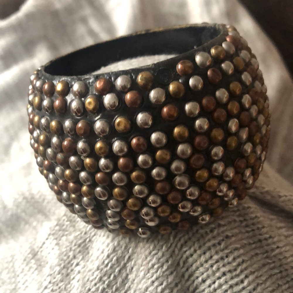 Wrist cuff